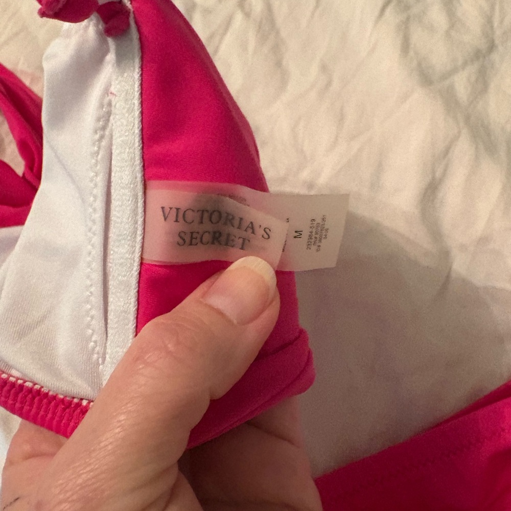 Victoria's Secret Pink and White Lingerie - Picture 4 of 5